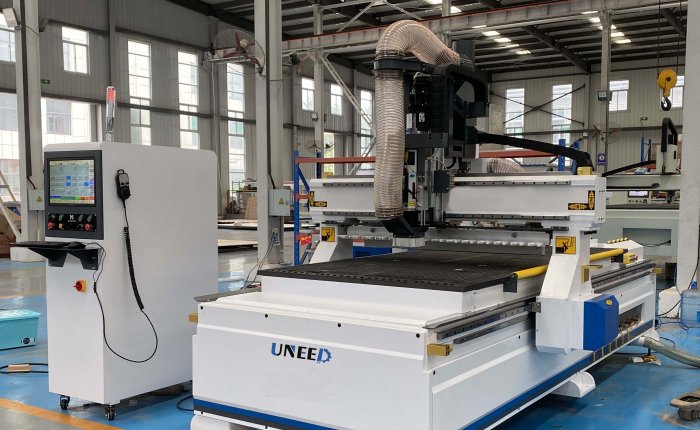 new design linear auto tool changer cnc router UN1325 ATC